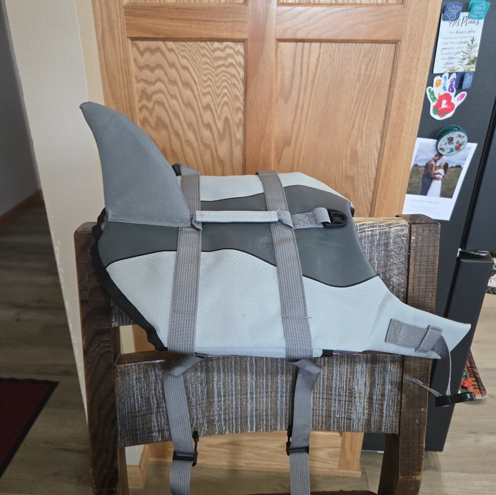 Dig life vest